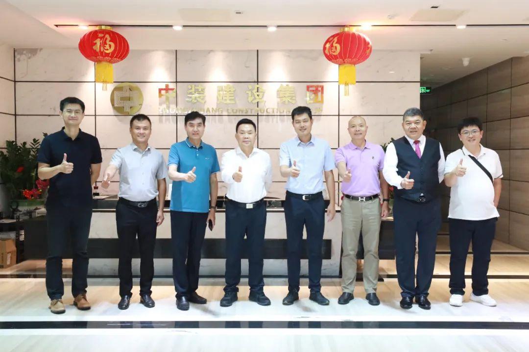 垣曲縣縣委常委、副縣長張帆一行蒞臨中裝建設(shè)考察交流